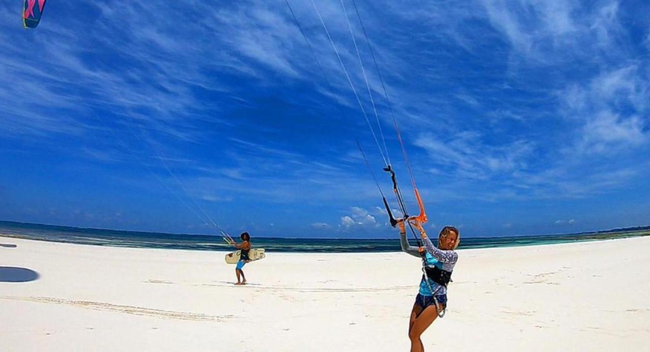 Salty'S Kitesurf Village Kilifi Εξωτερικό φωτογραφία